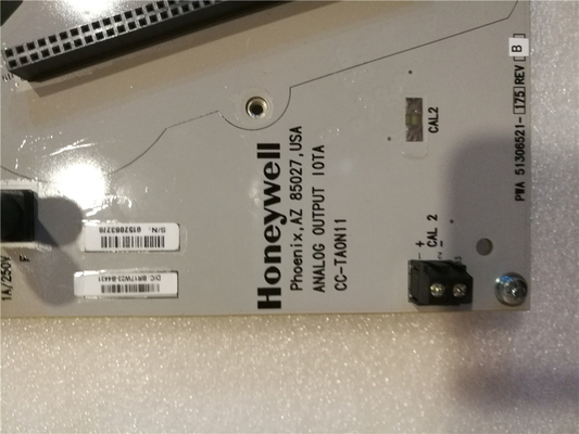 Honeywell 51304337-150 MC-TAIH12 High Level Analog Input/STI with compression term