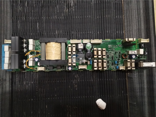 ABB DI821 3BSE008550R1 Digital Input 230V a.c. DI821 3BSE008550R1