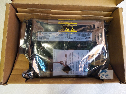 Allen-Bradley 1762-L40AWAR MicroLogix 1200 40 Point Controller 1762L40AWAR
