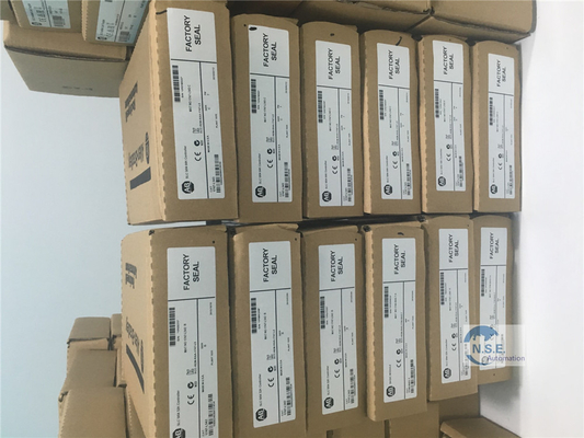 Allen-Bradley 1762-MM1RTC MicroLogix 1200 with RTC Memory Module 1762MM1RTC